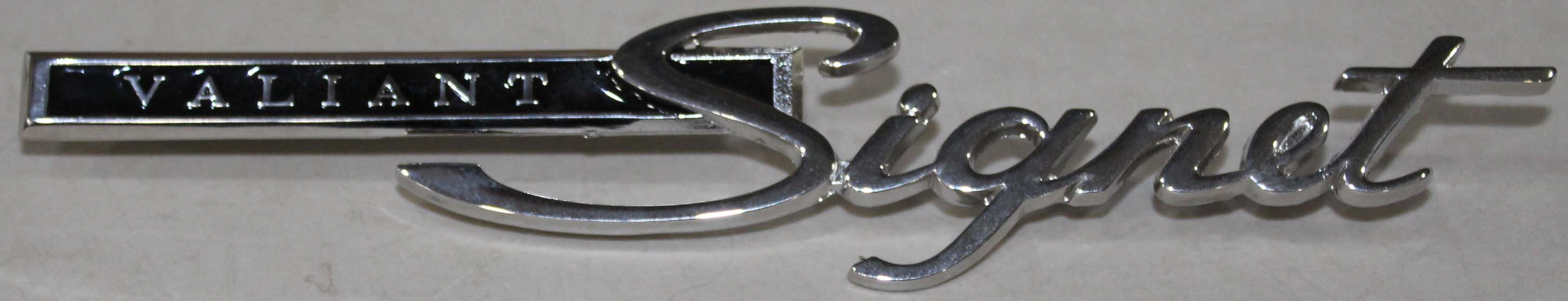 Fender Emblem 1965 Valiant Signet